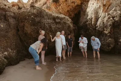 Family photoshoot in Portimao by Meghan F