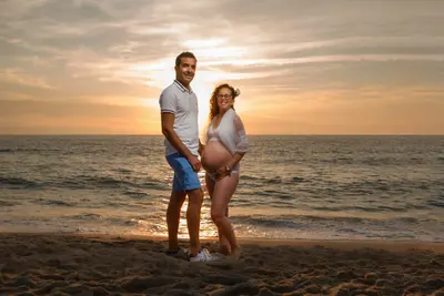 Maternity photoshoot in Aveiro by Isilda M