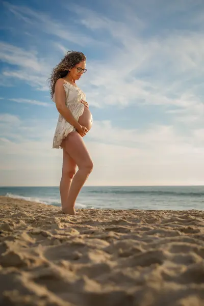 Maternity photoshoot in Aveiro by Isilda M