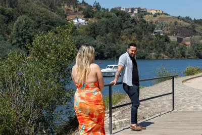 Engagement photoshoot in Douro Valley by Isilda M