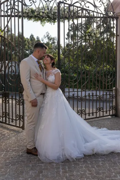 Wedding photoshoot in Aveiro by Isilda M