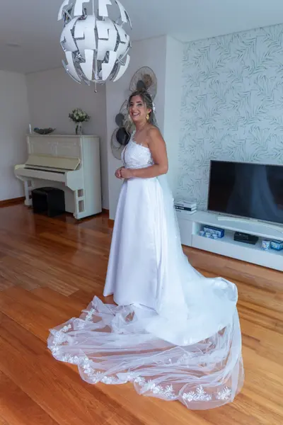 Wedding photoshoot in Aveiro by Isilda M