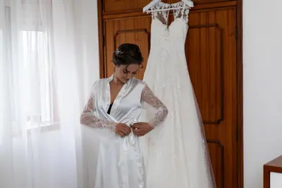 Wedding photoshoot in Aveiro by Isilda M