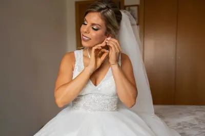 Wedding photoshoot in Aveiro by Isilda M