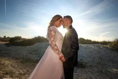 Honeymoon photoshoot in Aveiro by Isilda M