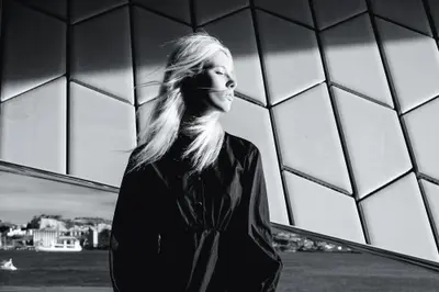 Solo Portrait photoshoot in Lisbon by Olga Borisova