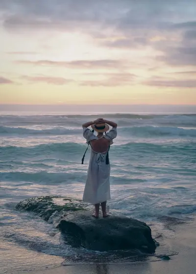 Solo Portrait photoshoot in Cascais by Olga Borisova