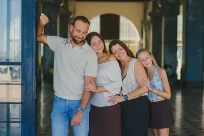 Family photoshoot in Lisbon by Denis E