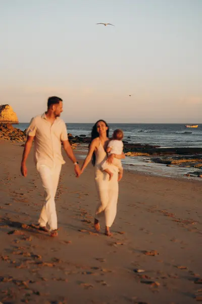 Family photoshoot in Algarve by Giancarlo Fortuna