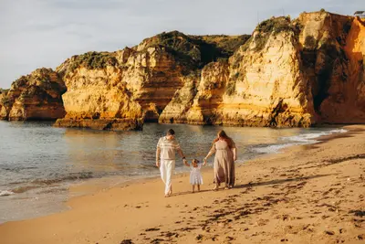 Family photoshoot in Algarve by Giancarlo Fortuna
