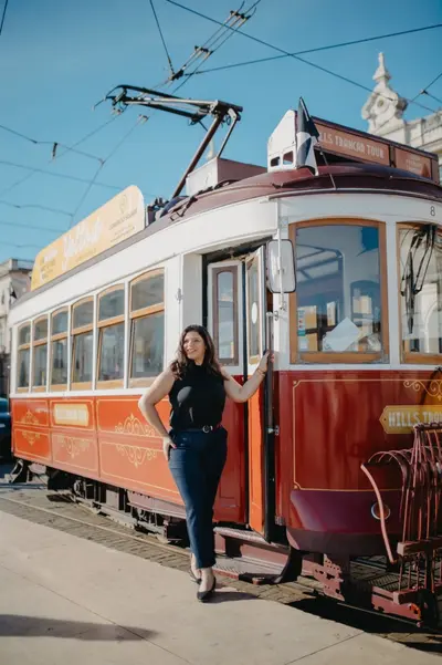 Solo Portrait photoshoot in Lisbon by Glei Soares