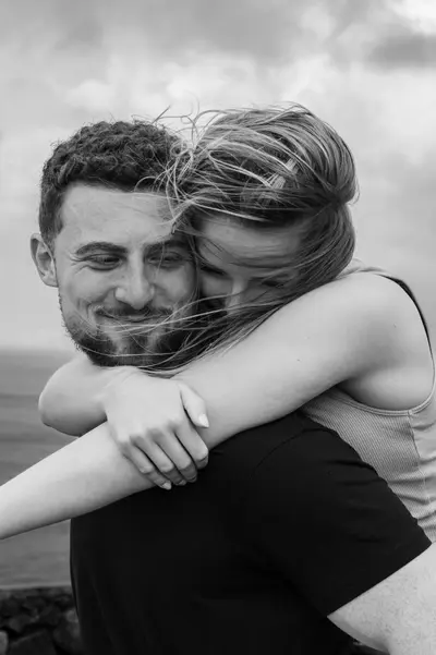 Engagement photoshoot in Azores by Beatriz Calvo Cerezo
