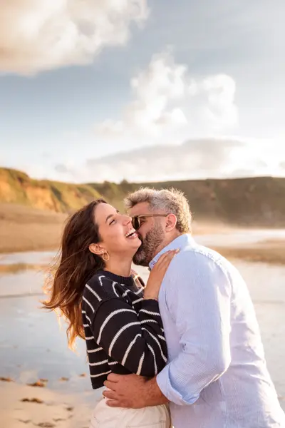 Couples photoshoot in Azores by Beatriz Calvo Cerezo