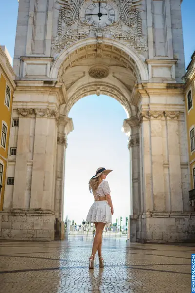 Solo Portrait photoshoot in Lisbon by Dimas F