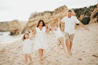 Family photoshoot in the Algarve by Alexandre L