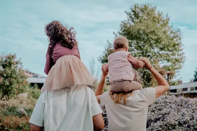 Family photoshoot by Esmee Buitenhuis
