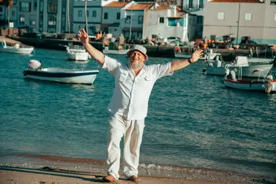 Solo Portrait photoshoot in the Algarve by Rafael T
