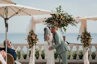 wedding photoshoot by Vika Emerson