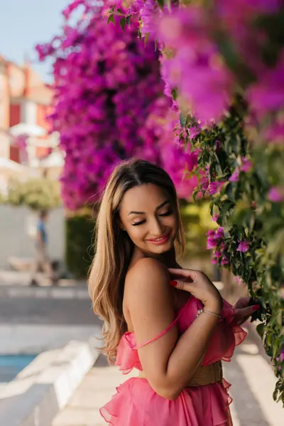Solo Portrait photoshoot in Lisbon by Vika E