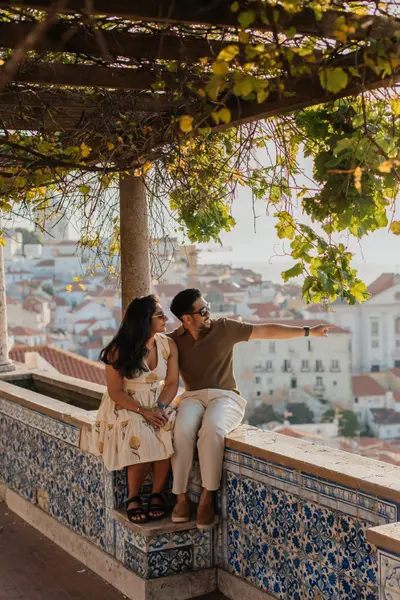 photoshoot in Lisbon by Vika Emerson