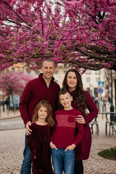 family photoshoot by Vika Emerson