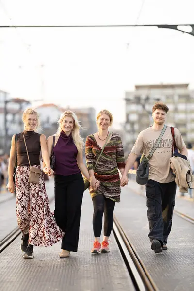 Family photoshoot in Porto by Perry Gallagher