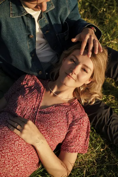 Maternity photoshoot in Madeira by Daria Zolotova