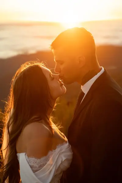 Wedding photoshoot in Madeira by Daria Zolotova
