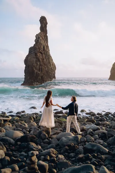 Couples photoshoot in Madeira by Daria Zolotova