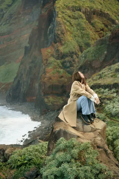 Solo Portrait photoshoot in Madeira by Daria Zolotova