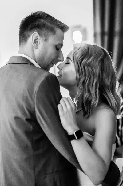 Wedding photoshoot in Porto by Kristina Brazhnikova