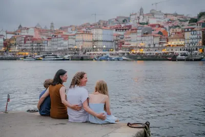 Family photoshoot in Porto by Kristina B