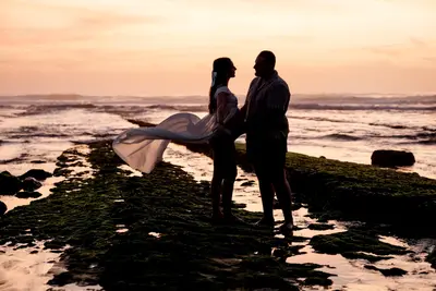 Maternity photoshoot in Ericeira by Rui Veloso