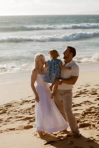 Family photoshoot in Costa da Caparica by Nadiya K