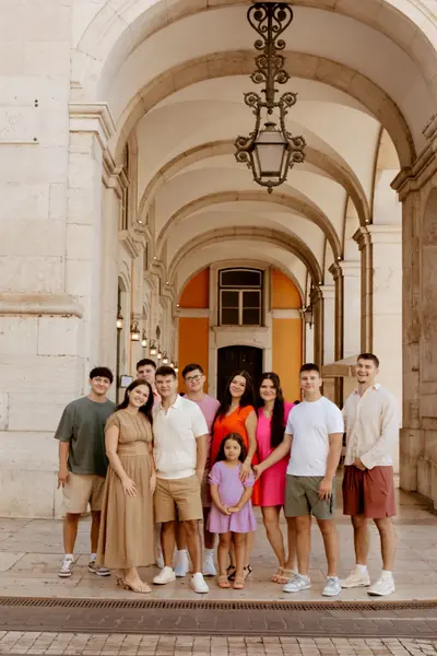 Family photoshoot in Lisbon by Nadiya K