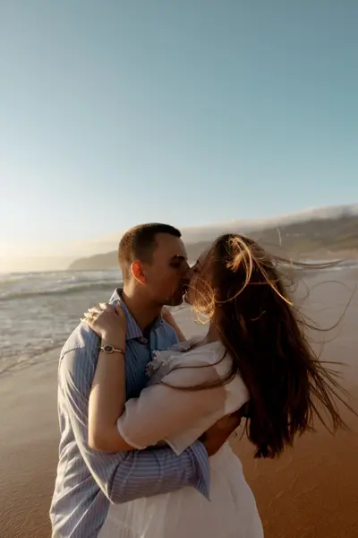Proposal photoshoot in Cascais by Nadiya K