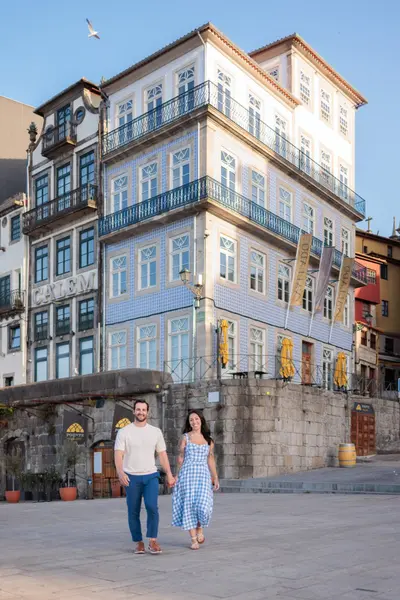 Couples photoshoot in Porto by Ricardo Moura