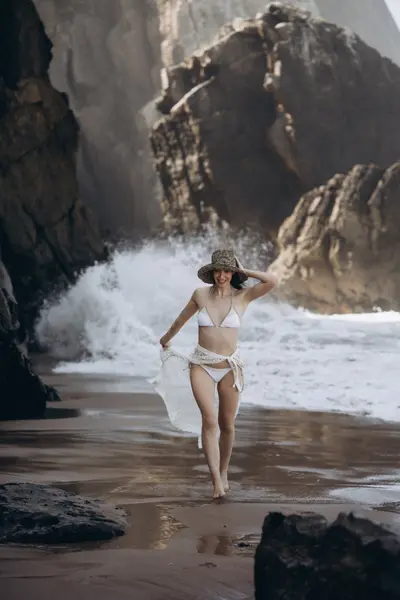 Solo Portrait photoshoot in Sintra by Maria M