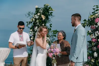 Wedding photoshoot in Ericeira by Maria M