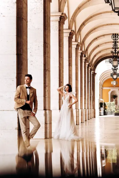Wedding photoshoot in Lisbon by Maria M