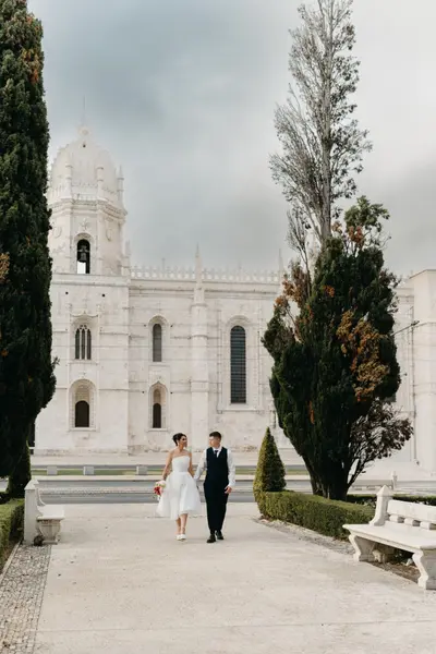 Wedding photoshoot in Lisbon by Maria M