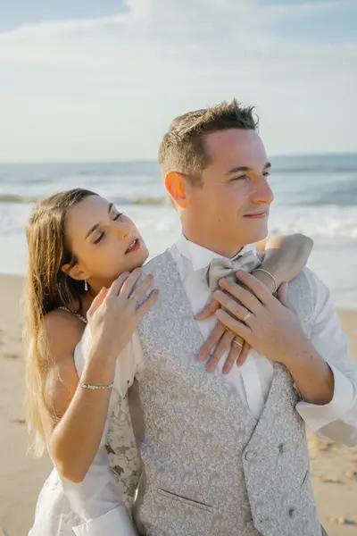 Elopement photoshoot in Albufeira by Anastasia A