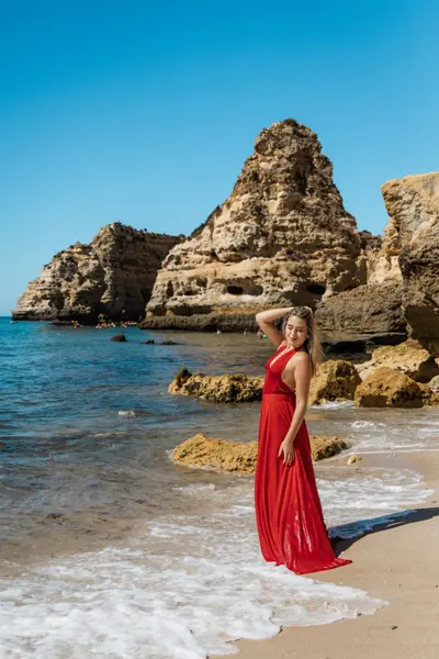 Solo Portrait photoshoot in the Algarve by Anastasia A