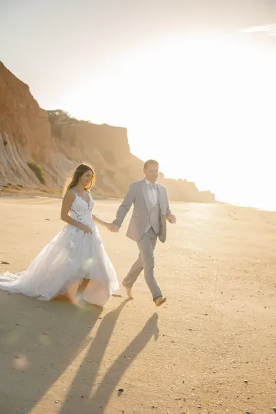 Elopement photoshoot in Albufeira by Anastasia A