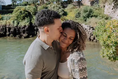 Engagement photoshoot in Cascais by Monica Rodrigues