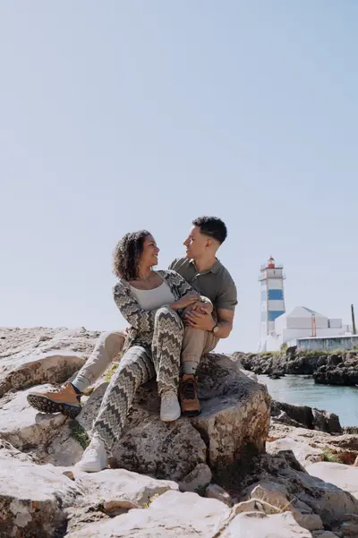 Engagement photoshoot in Cascais by Monica Rodrigues