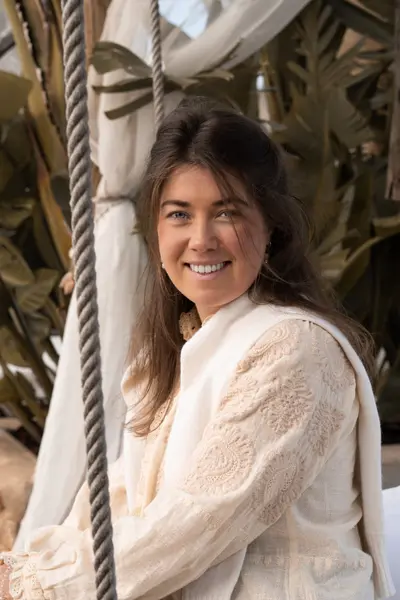 Solo Portrait photoshoot in Algarve by Cindy G