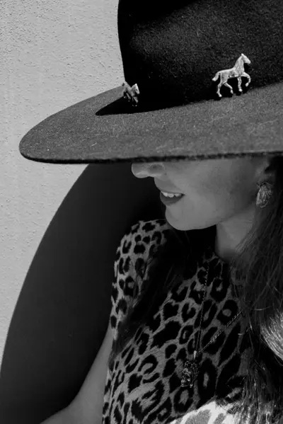 Solo Portrait photoshoot in Porto by Irina F
