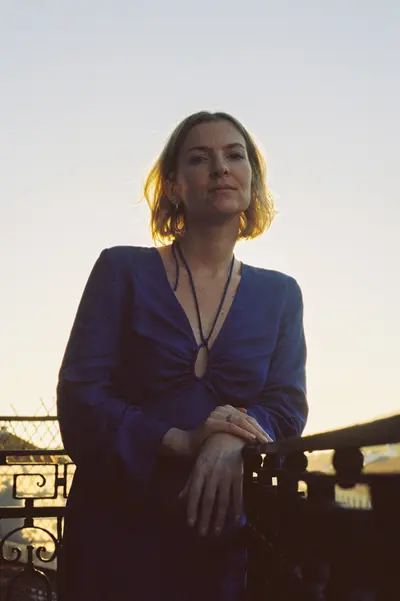 Solo Portrait photoshoot in Porto by Irina F