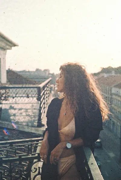 Solo Portrait photoshoot in Porto by Irina F